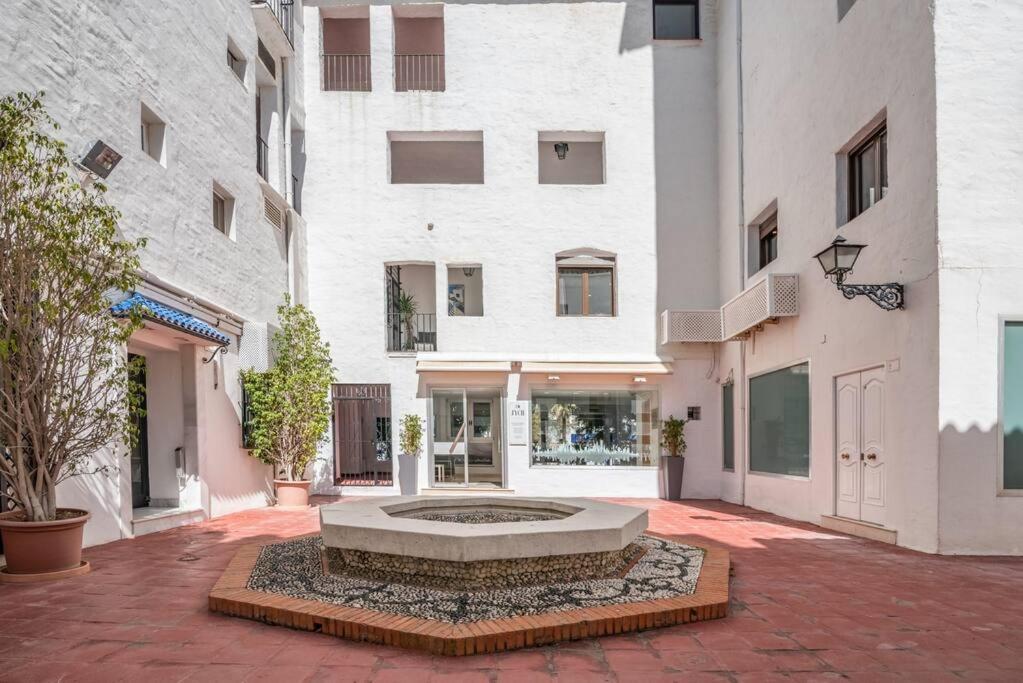 マルベーリャCasa Frida Puerto Banus And Private Parking Rdr337アパートメント エクステリア 写真
